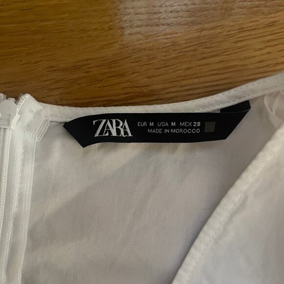 Zara  White Tiered Babydoll Mini Dress Puff Sleeves Ruff Hem Poplin Size M - Picture 6 of 6